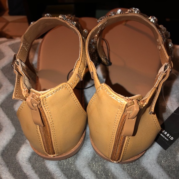 TORRID TAN FAUX LEATHER RHINESTONE SANDAL WIDE - Picture 6 of 7